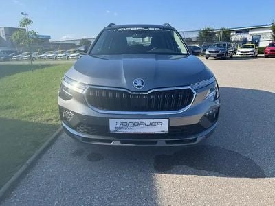 Mittelgrau metallic Neu 2025 Skoda Kamiq Essence SUV | € 28.480 (Guter Preis)