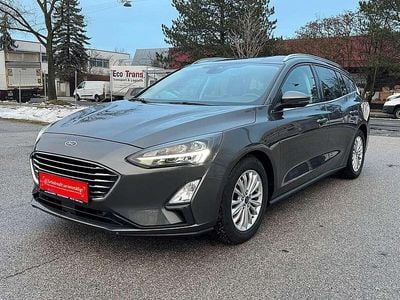 gebraucht Ford Focus Traveller 1,5 EcoBlue Titanium / 1BESITZ / ACC ...