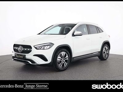 Weiss Gebraucht 2025 Mercedes GLA180 Urban SUV | € 42.130 (Teuer)