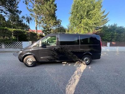Schwarz Gebraucht 2008 Mercedes Viano Van / Kleinbus | € 8.500