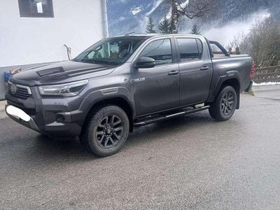 Gebraucht Toyota HiLux 204 PS (150 kW) 2021 Grau Abholung