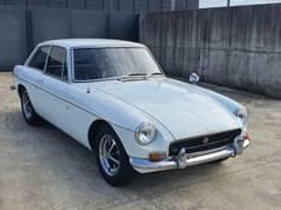 Weiß Gebraucht 1971 MG B GT Coupé | € 11.000