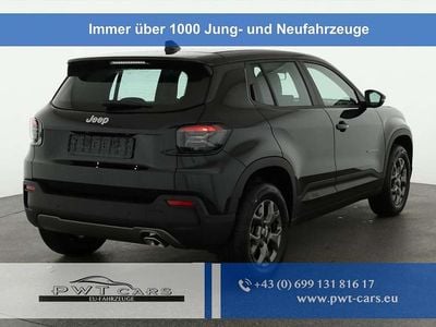 Schwarz Neu 2025 Jeep Avenger Longitude SUV | € 25.773 (Fairer Preis)