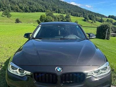 Gebraucht 2016 BMW 320 Sport Line Limousine | € 14.000 (Fairer Preis)