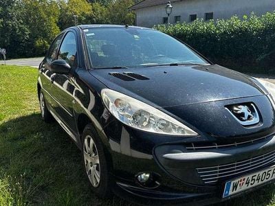 Schwarz Gebraucht 2010 Peugeot 206 Limousine | € 3.000 (Etwas zu teuer)