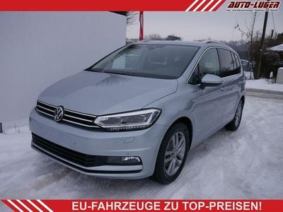 Neu VW Touran Comfortline 150 PS (110 kW) 2026 Oyster silver metallic Van / Kleinbus