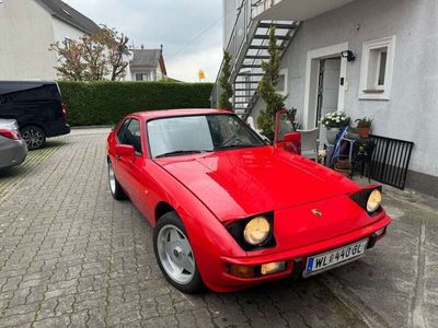 Porsche 924
