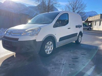 Weiß Gebraucht 2011 Citroën Berlingo Van / Kleinbus | € 1.499