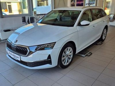 Weiss metallic Neu 2025 Skoda Octavia Selection Kombi | € 39.290 (Fairer Preis)