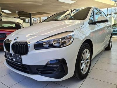 gebraucht BMW 216 Active Tourer d Aut. Navi/Lichtpaket/Parkassistent