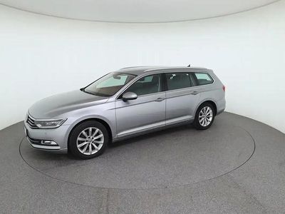 Silber Gebraucht 2019 VW Passat Highline Kombi | € 23.990 (Etwas zu teuer)