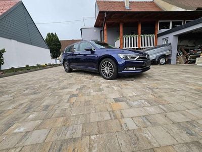 Blau Gebraucht 2018 VW Passat Kombi | € 16.500 (Guter Preis)