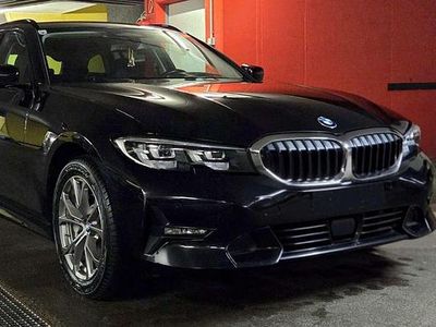 Gebraucht BMW 330e 184 PS (135 kW) 2020 Schwarz Kombi