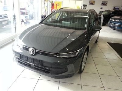 Neu VW Golf VIII Business 115 PS (84 kW) 2026 Mittelgrau  metallic Kombi