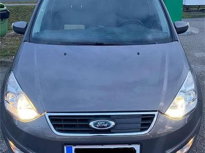 Grau Gebraucht 2012 Ford Galaxy Titanium Van / Kleinbus | € 8.500 (Teuer)