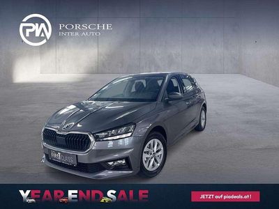 Mittelgrau metallic Neu 2025 Skoda Fabia Essence Kleinwagen | € 17.680 (Guter Preis)