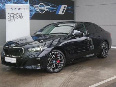 M carbonschwarz metallic Gebraucht 2025 BMW i5 Shadowline | € 67.980