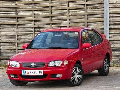 Rot Gebraucht 2001 Toyota Corolla Sol Limousine | € 2.200