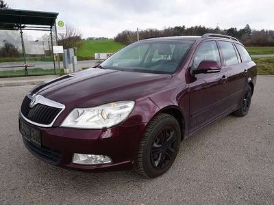 gebraucht Skoda Octavia Combi 12 TSI Elegance DSG