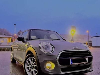 Gebraucht 2016 Mini Cooper Kleinwagen | € 14.500 (Etwas zu teuer)