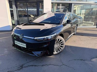 Schwarz metallic Neu 2025 VW ID.7 Pro Kombi | € 53.490 (Fairer Preis)