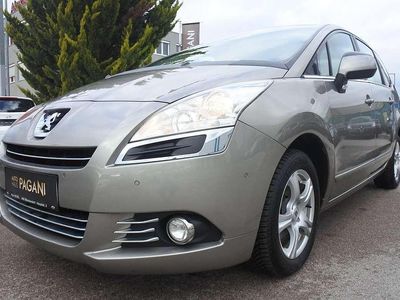 Silber Gebraucht 2013 Peugeot 5008 Van / Kleinbus | € 5.999 (Guter Preis)