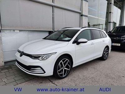 Weiß Gebraucht 2024 VW Golf VIII Life Kombi | € 31.990 (Teuer)