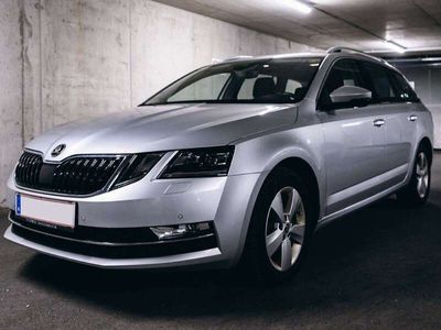 gebraucht Skoda Octavia OctaviaCombi 16 TDI Ambition DSG Ambition