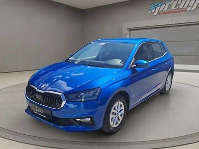 Mittelblau metallic Gebraucht 2025 Skoda Fabia Essence | € 18.999 (Fairer Preis)