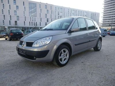 Beige Gebraucht 2005 Renault Scénic II Expression Van / Kleinbus | € 2.900 (Guter Preis)