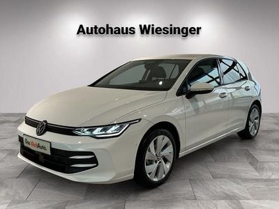 Neu VW Golf VIII 115 PS (84 kW) 2026 Weiss  normal