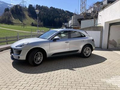 Gebraucht 2016 Porsche Macan S SUV | € 35.990
