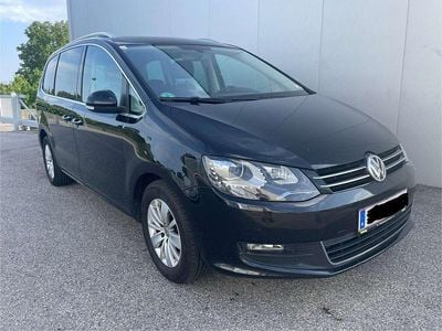 Gebraucht VW Sharan Comfortline 150 PS (110 kW) 2016 Schwarz Van / Kleinbus