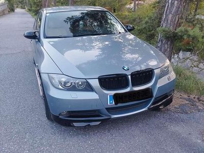 Gebraucht 2006 BMW 318 Limousine | € 2.800