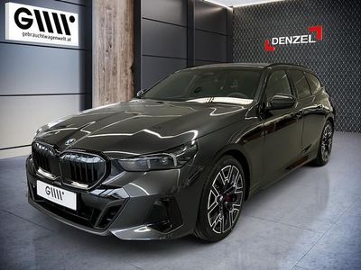 Grau Gebraucht 2025 BMW 520 Comfort Edition Kombi | € 76.810