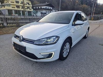 Gebraucht VW e-Golf 100 kW (136 PS) 2020 Weiß Kleinwagen