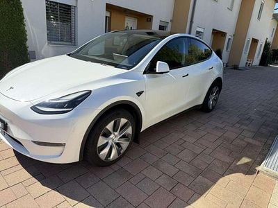 Weiß Gebraucht 2023 Tesla Model Y Long Range AWD SUV | € 35.500 (Fairer Preis)