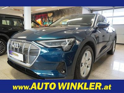Blau Gebraucht 2022 Audi e-tron Business SUV | € 27.890