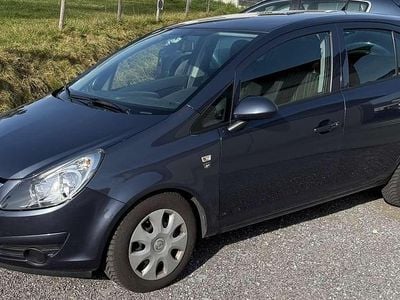 Blau Gebraucht 2010 Opel Corsa Edition Limousine | € 2.700 (Guter Preis)