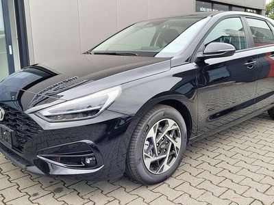 Schwarz Neu 2025 Hyundai i30 Limousine | € 26.795 (Guter Preis)