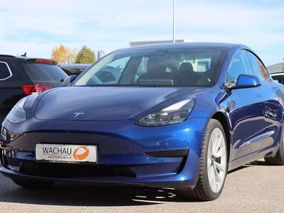 Blau Gebraucht 2021 Tesla Model 3 RWD Limousine | € 24.990 (Fairer Preis)