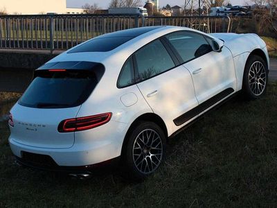 Weiß Gebraucht 2015 Porsche Macan S SUV | € 40.590 (Fairer Preis)