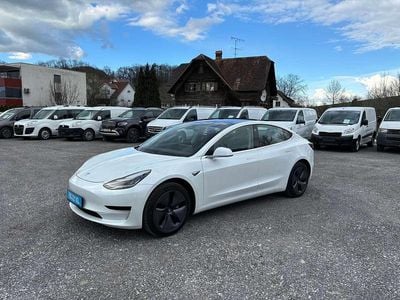 Weiß Gebraucht 2020 Tesla Model 3 Standard Range Plus Limousine | € 25.500 (Fairer Preis)
