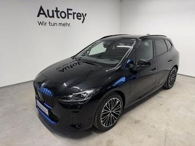 Gebraucht BMW 218 M Sport 150 PS (110 kW) 2026 Saphirschwarz Van / Kleinbus