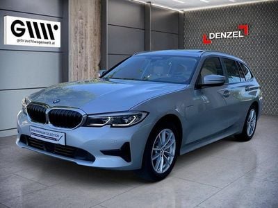 Glaciersilver Gebraucht 2021 BMW 330e Advantage | € 33.500 (Fairer Preis)
