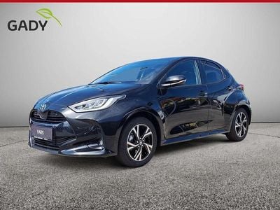 Schwarz Neu 2025 Toyota Yaris Hybrid Active Kleinwagen | € 24.399 (Fairer Preis)