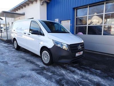 Weiß Gebraucht 2024 Mercedes Vito Van | € 39.600