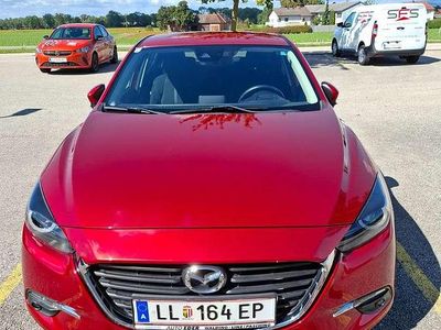 Rot Gebraucht 2018 Mazda 3 Inclusive Limousine | € 16.000 (Fairer Preis)