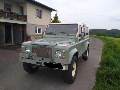 Grün Gebraucht 1983 Land Rover Defender Kombi | € 102.000