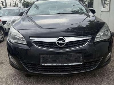 Gebraucht Opel Astra Sport 101 PS (74 kW) 2011 Kombi
